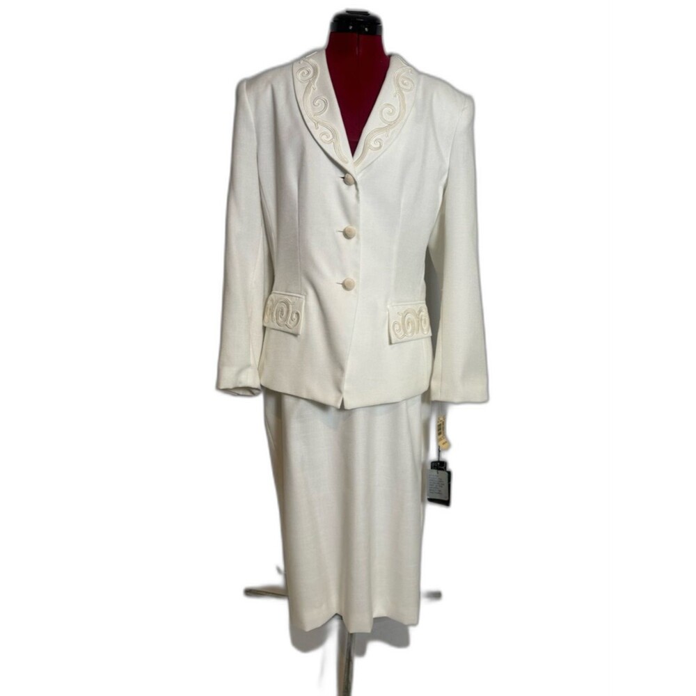 Kasper ASL Skirt Suit Sz 14 White 2-Piece Set Blazer & Skirt Embroidered Collar